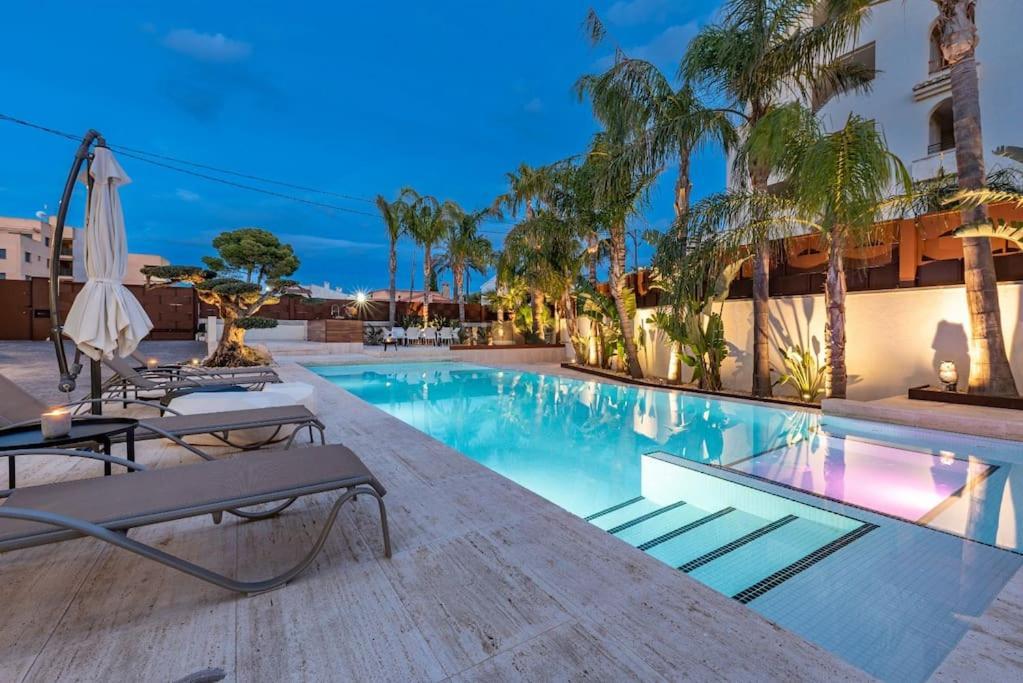 Lusso E Relax Con Piscina A 2 Minuti Dal Mare Apartment Miami Playa Luaran gambar