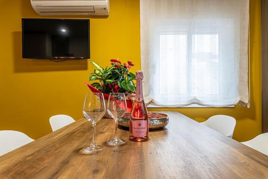 Lusso E Relax Con Piscina A 2 Minuti Dal Mare Apartment Miami Playa Luaran gambar